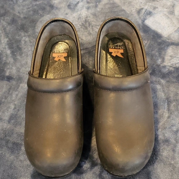 dansko wide fit